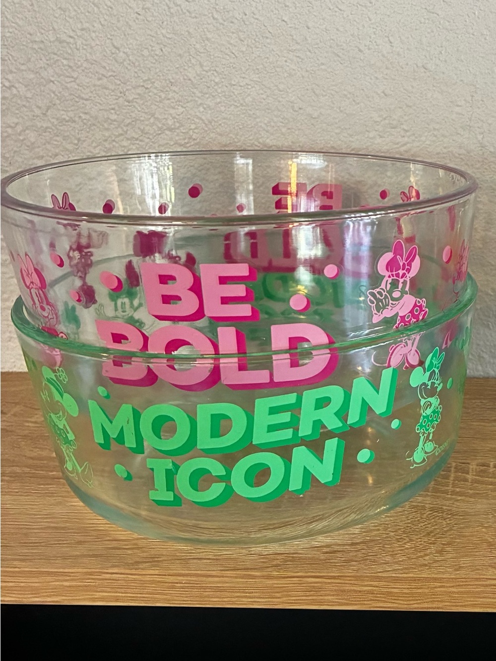 Pyrex Disney Minnie Mouse Large Glass Bowls Set of 2